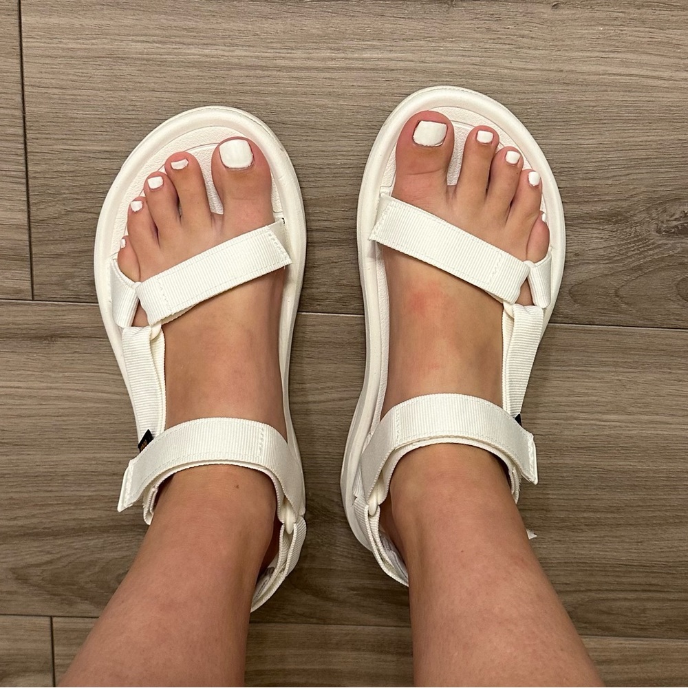 Teva: White Sandal